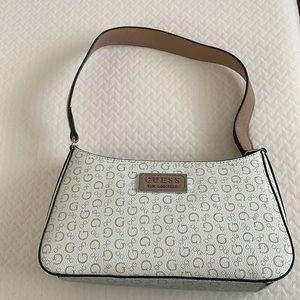 Guess shoulder bag